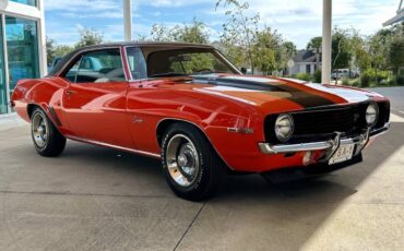 Chevrolet-Camaro-1969-Hatchback-2