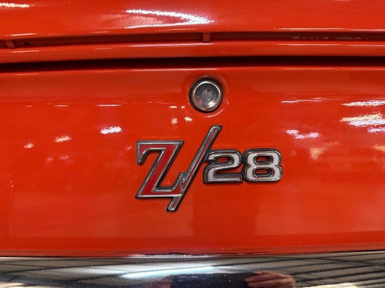 Chevrolet-Camaro-1969-Huggar-Orange-Black-37