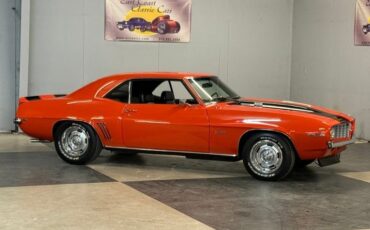 Chevrolet-Camaro-1969-Huggar-Orange-Black-4