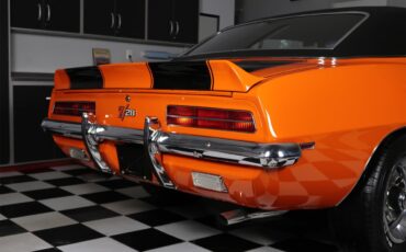 Chevrolet-Camaro-1969-Hugger-Orange-Black-18