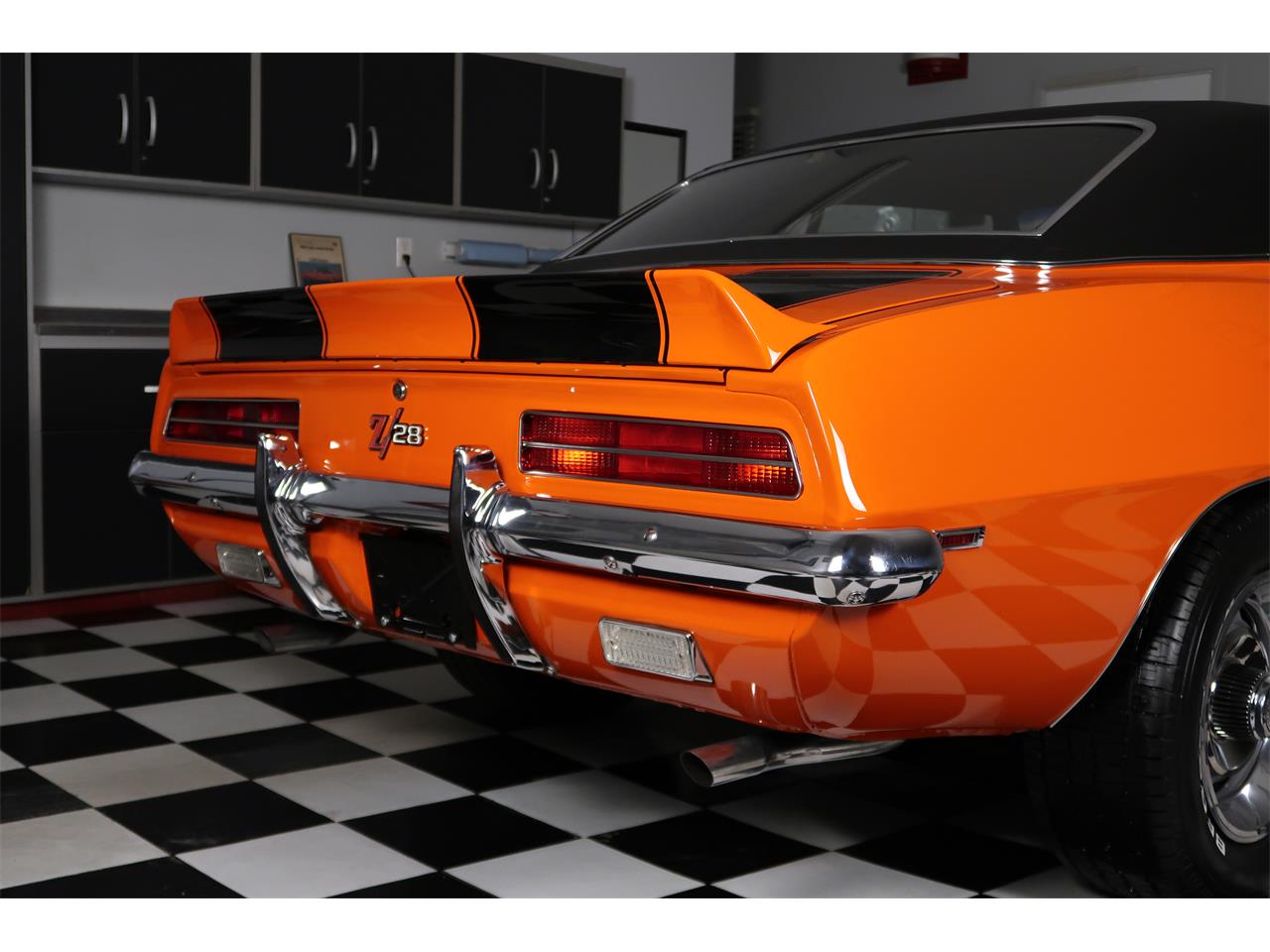 Chevrolet-Camaro-1969-Hugger-Orange-Black-18