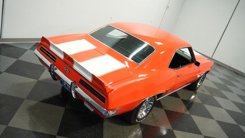 Chevrolet-Camaro-1969-Hugger-Orange-Black-30