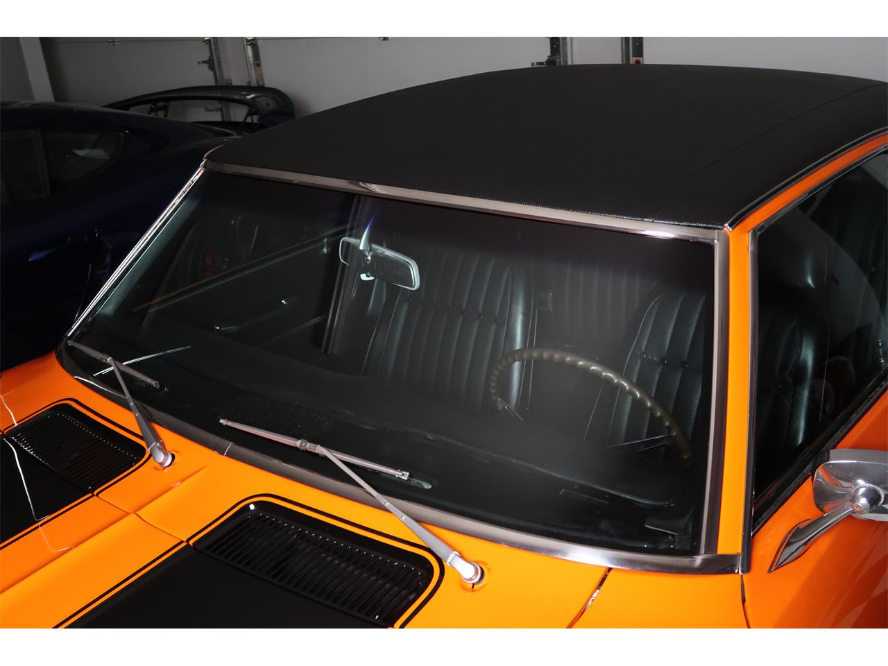 Chevrolet-Camaro-1969-Hugger-Orange-Black-33
