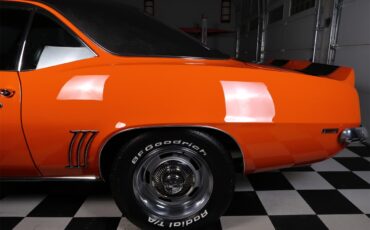 Chevrolet-Camaro-1969-Hugger-Orange-Black-35