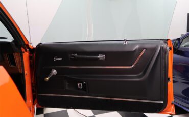 Chevrolet-Camaro-1969-Hugger-Orange-Black-5