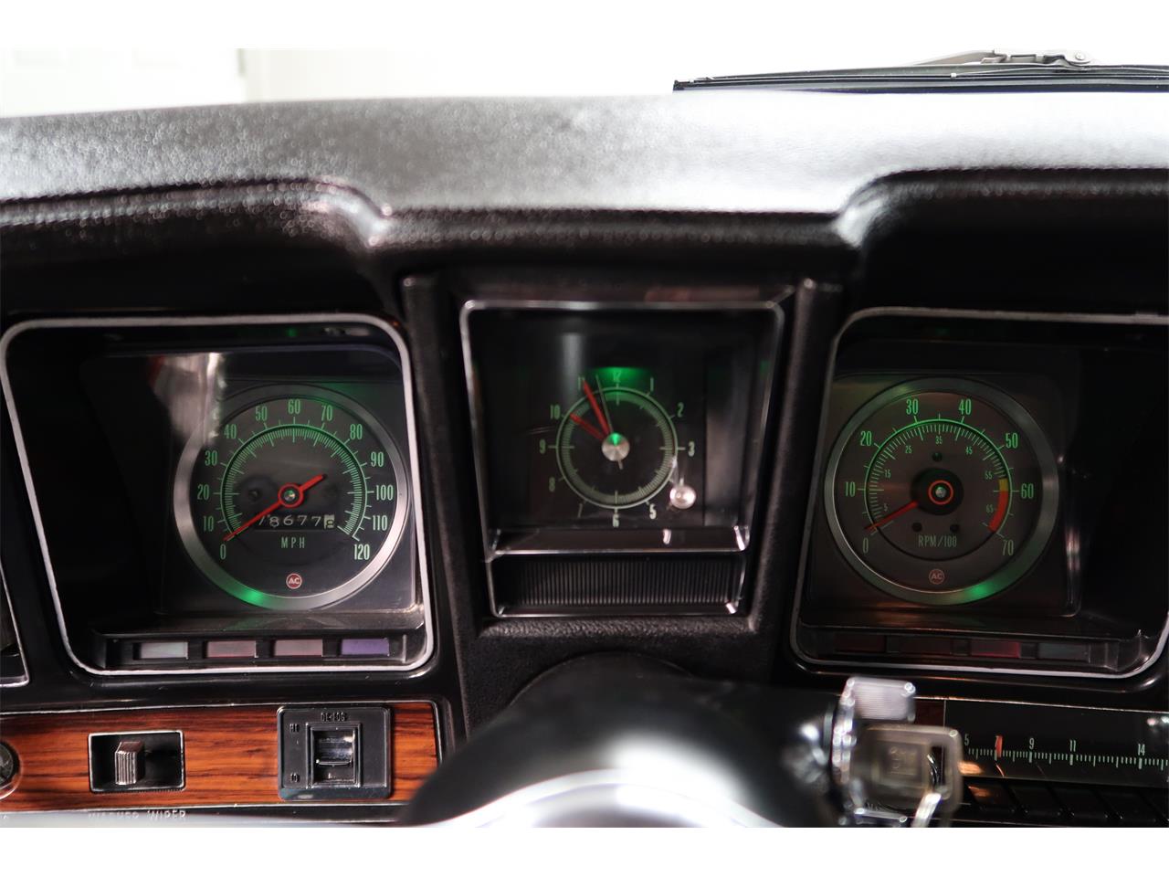 Chevrolet-Camaro-1969-Hugger-Orange-Black-51