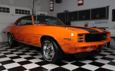 Chevrolet-Camaro-1969-Hugger-Orange-Black