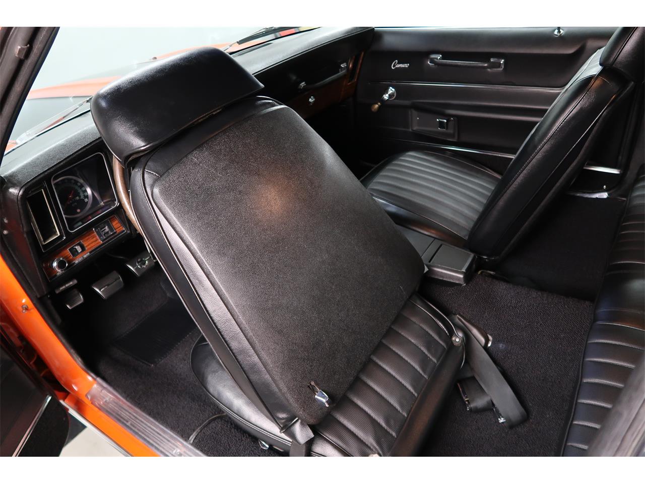 Chevrolet-Camaro-1969-Hugger-Orange-Black-55