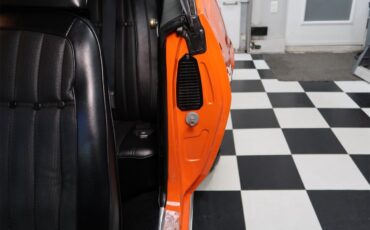 Chevrolet-Camaro-1969-Hugger-Orange-Black-73