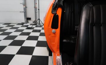 Chevrolet-Camaro-1969-Hugger-Orange-Black-77