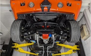 Chevrolet-Camaro-1969-Hugger-Orange-Black-80
