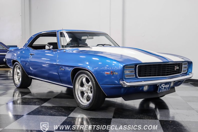 Chevrolet-Camaro-1969-Lemans-Blue-Black-11