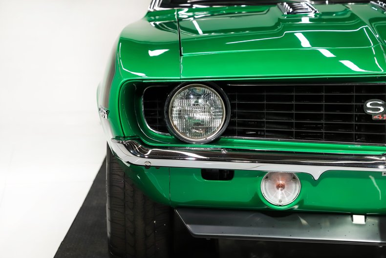 Chevrolet-Camaro-1969-Rally-Green-Black-2