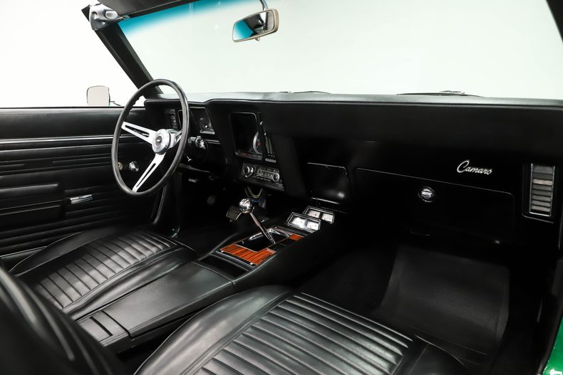 Chevrolet-Camaro-1969-Rally-Green-Black-3