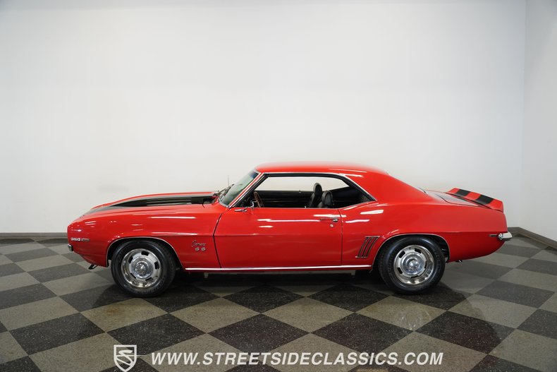 Chevrolet-Camaro-1969-Red-Black-2