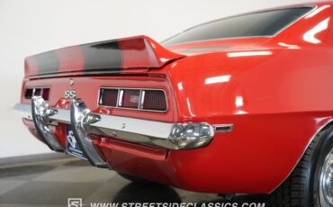 Chevrolet-Camaro-1969-Red-Black-22