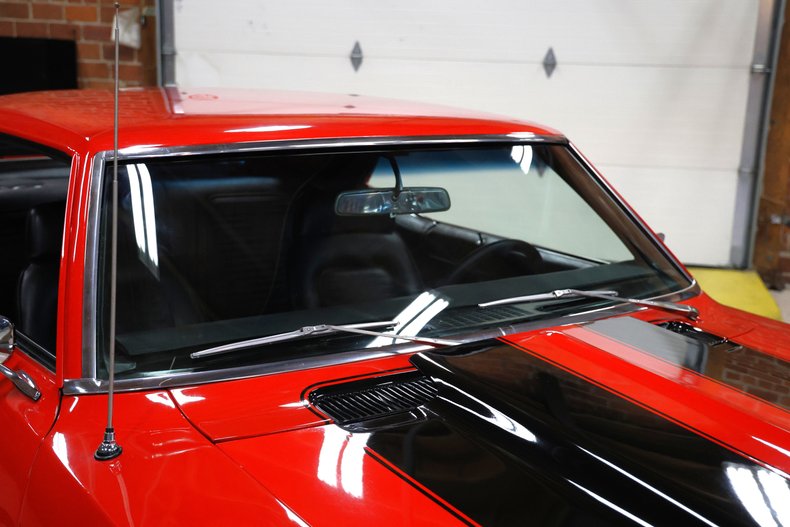 Chevrolet-Camaro-1969-Red-Black-23