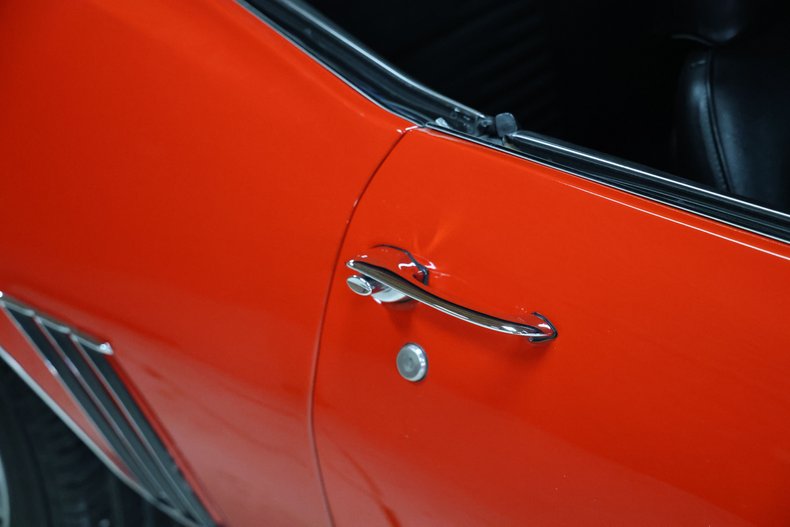 Chevrolet-Camaro-1969-Red-Black-28