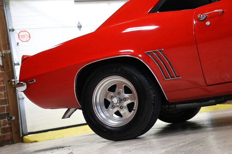 Chevrolet-Camaro-1969-Red-Black-32