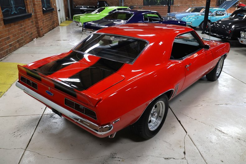 Chevrolet-Camaro-1969-Red-Black-36