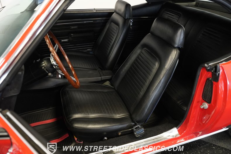 Chevrolet-Camaro-1969-Red-Black-38