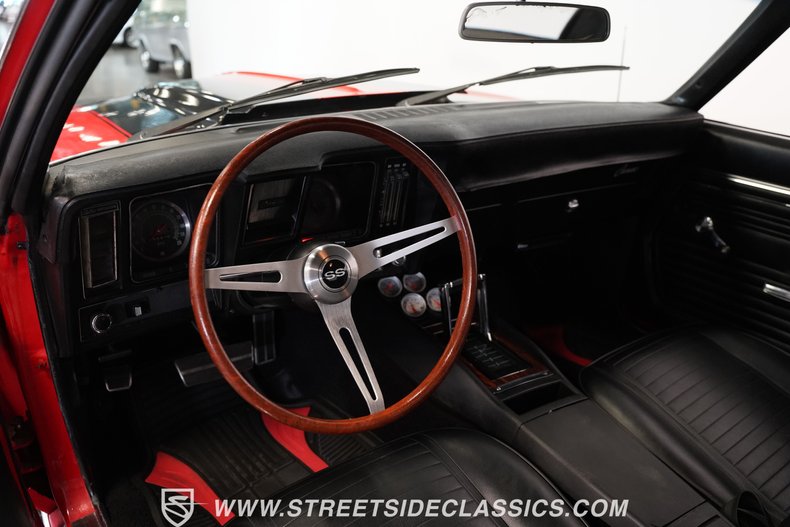 Chevrolet-Camaro-1969-Red-Black-39