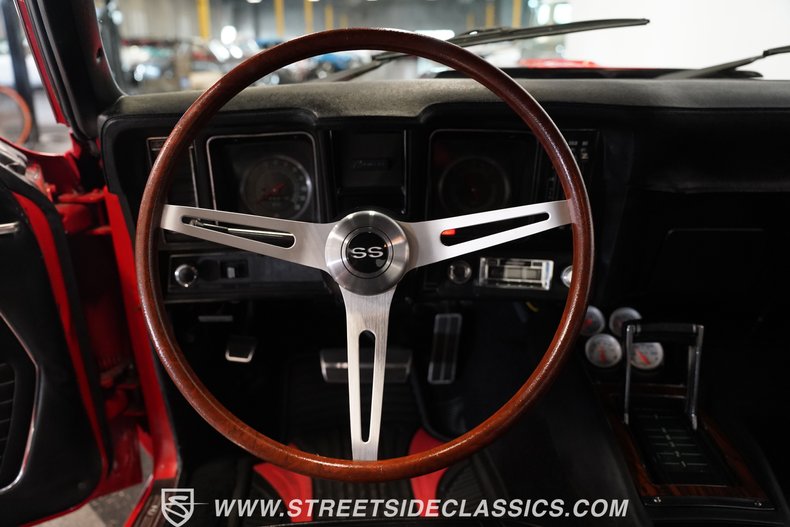 Chevrolet-Camaro-1969-Red-Black-40