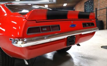 Chevrolet-Camaro-1969-Red-Black-40