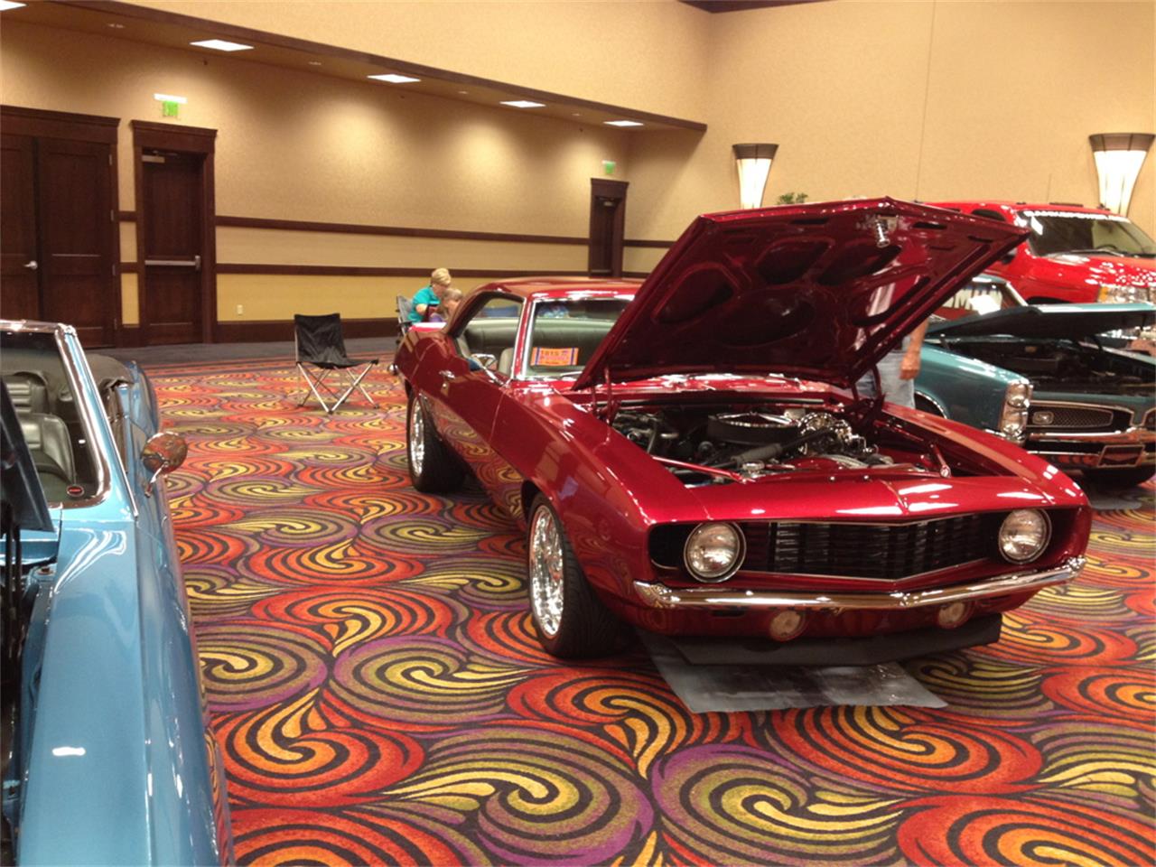 Chevrolet-Camaro-1969-Red-Crimson-pearl-Gray-10