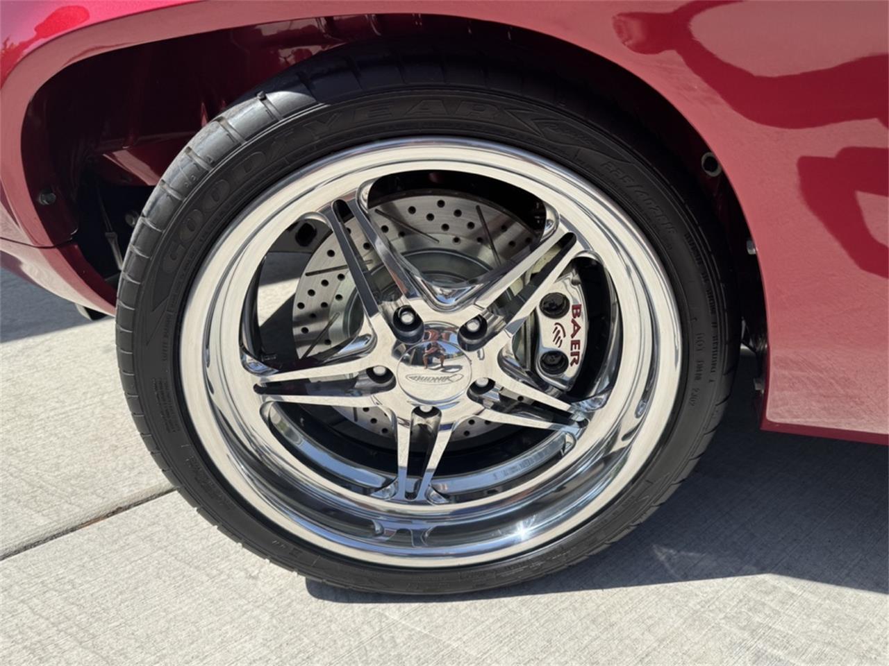 Chevrolet-Camaro-1969-Red-Crimson-pearl-Gray-20