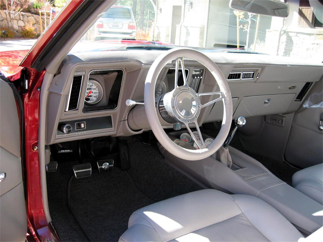 Chevrolet-Camaro-1969-Red-Crimson-pearl-Gray-23