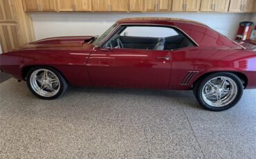 Chevrolet-Camaro-1969-Red-Crimson-pearl-Gray-8