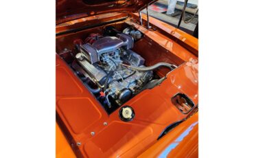 Chevrolet-Camaro-1969-White-Leather-Custom-Orange-11