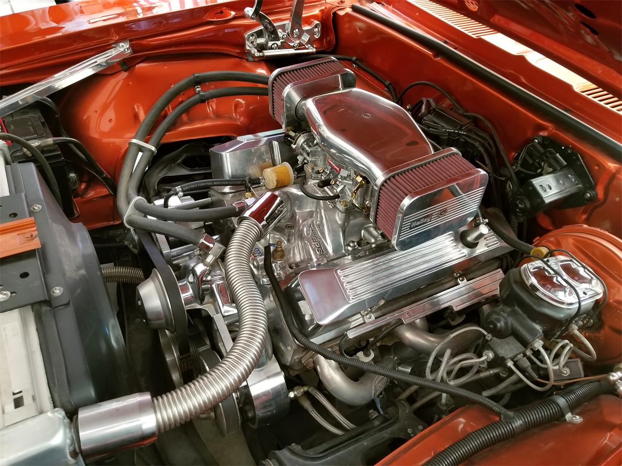 Chevrolet-Camaro-1969-White-Leather-Custom-Orange-2