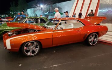 Chevrolet-Camaro-1969-White-Leather-Custom-Orange-7