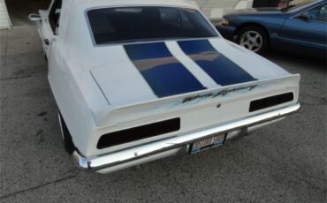 Chevrolet-Camaro-1969-White-Pearl-Black-46