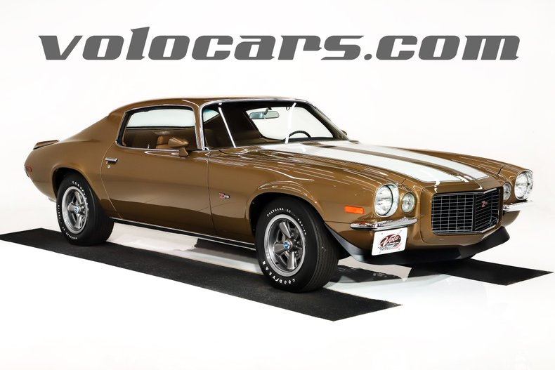 Chevrolet-Camaro-1970-Autumn-Gold-Saddle-16