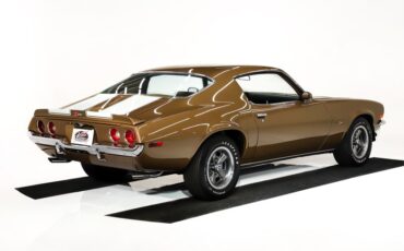 Chevrolet-Camaro-1970-Autumn-Gold-Saddle-29
