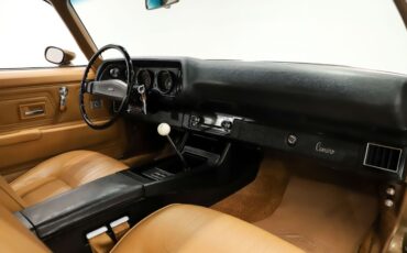 Chevrolet-Camaro-1970-Autumn-Gold-Saddle-36