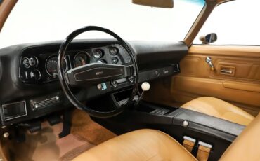 Chevrolet-Camaro-1970-Autumn-Gold-Saddle