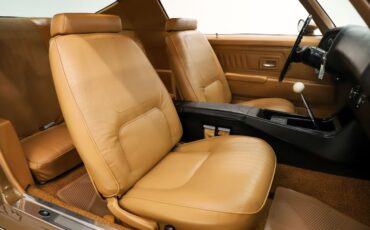 Chevrolet-Camaro-1970-Autumn-Gold-Saddle-39