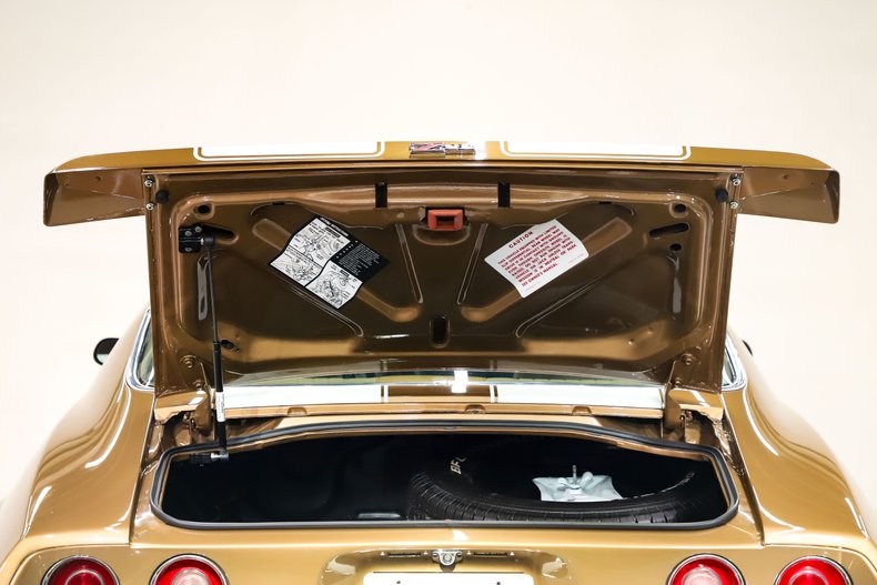 Chevrolet-Camaro-1970-Autumn-Gold-Saddle-45