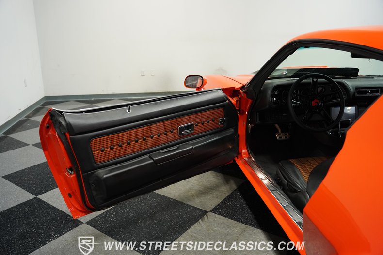Chevrolet-Camaro-1971-Hugger-Orange-Orange-Houndstooth-13