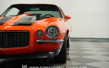 Chevrolet-Camaro-1971-Hugger-Orange-Orange-Houndstooth-27