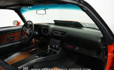 Chevrolet-Camaro-1971-Hugger-Orange-Orange-Houndstooth-46