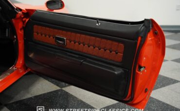 Chevrolet-Camaro-1971-Hugger-Orange-Orange-Houndstooth-49