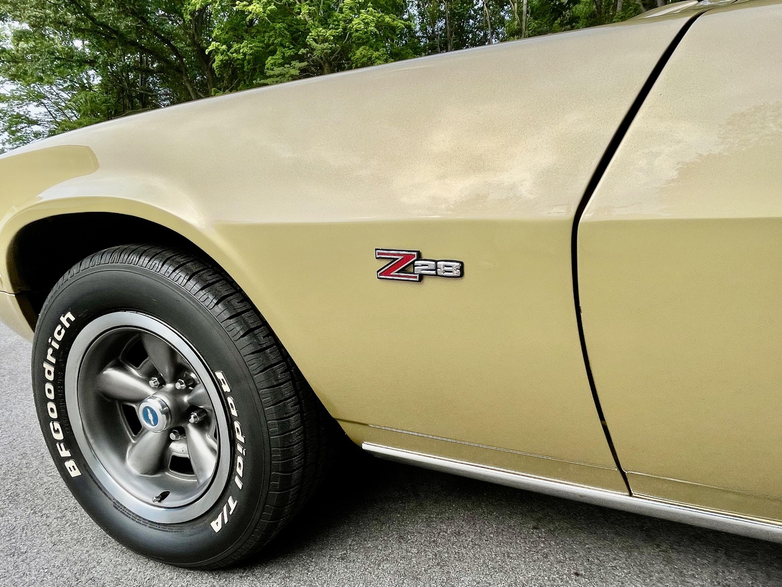 Chevrolet-Camaro-1971-Original-Metal-MUST-SEE-21
