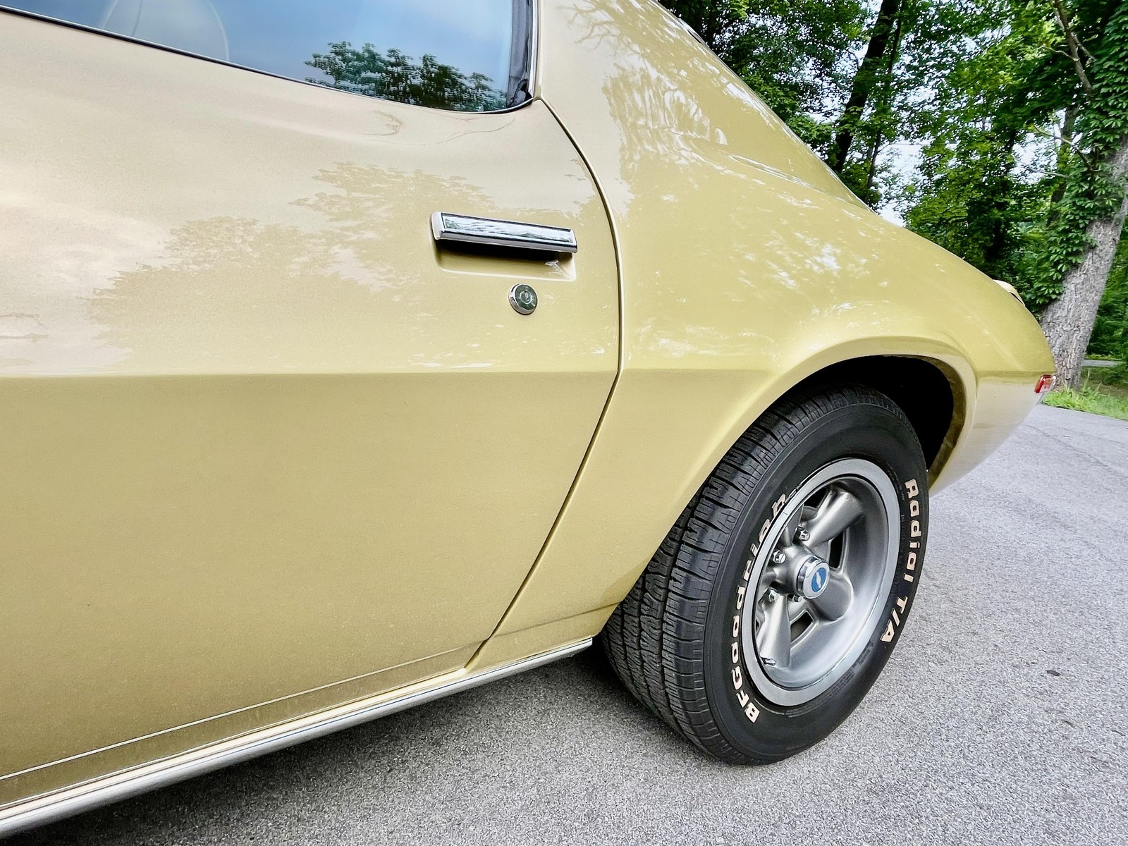 Chevrolet-Camaro-1971-Original-Metal-MUST-SEE-23