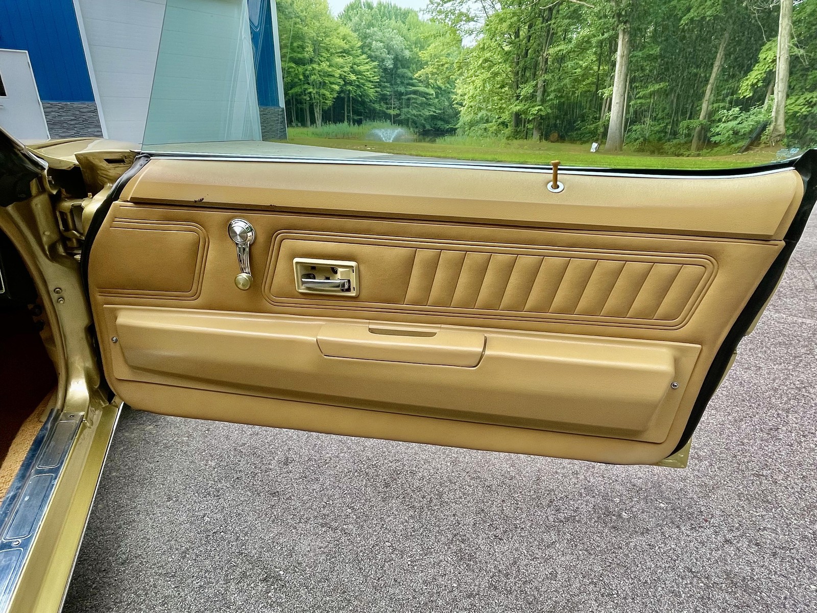 Chevrolet-Camaro-1971-Original-Metal-MUST-SEE-26