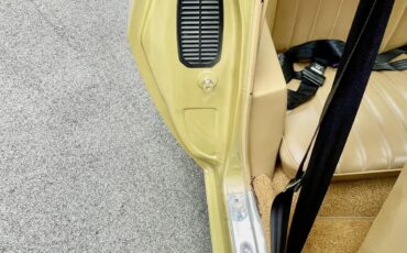 Chevrolet-Camaro-1971-Original-Metal-MUST-SEE-30